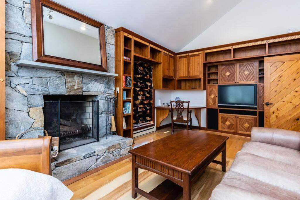 7Th Hole Chalet At Wintergreen Resort Hot Tub, Sauna & 3 Fireplaces Zewnętrze zdjęcie